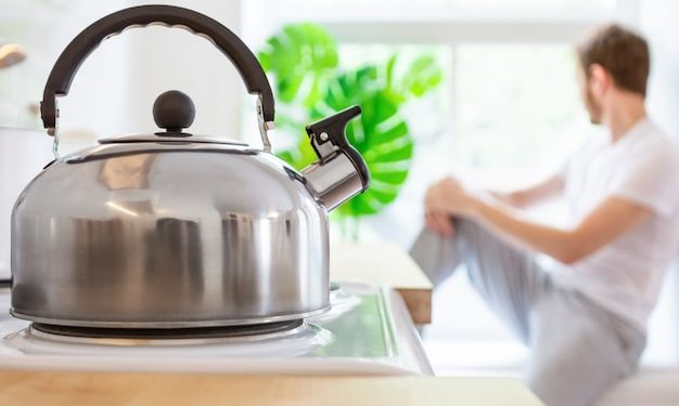 Jaki uchwyt w czajniku stalowym jest najlepszy?